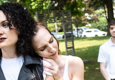 Midsummer Night's Queen Actress Model Nikki Neurohr